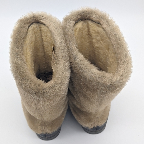 Vintage Snowland tan fur winter boot 7 - Picture 5 of 9